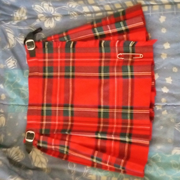 Pleated kilt - Picture 1 of 4